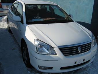 2004 Toyota Premio Pictures