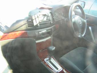 2004 Toyota Premio Photos
