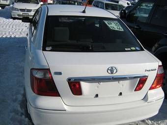 2004 Toyota Premio Photos