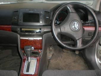2004 Toyota Premio Photos
