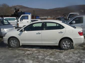 2004 Toyota Premio Pictures