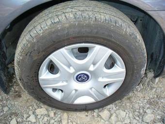 2004 Toyota Premio Pictures