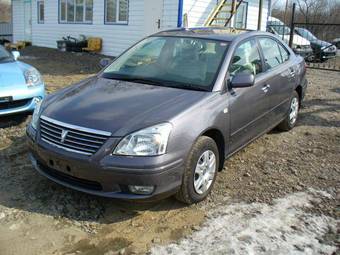 2004 Toyota Premio Pics