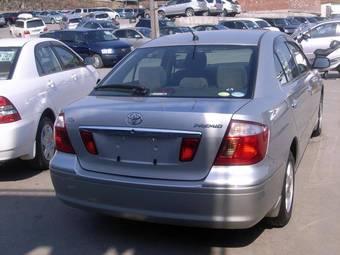 2004 Toyota Premio Pictures