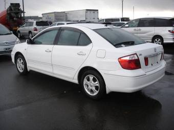 2004 Toyota Premio Pictures