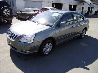 2004 Toyota Premio Pictures