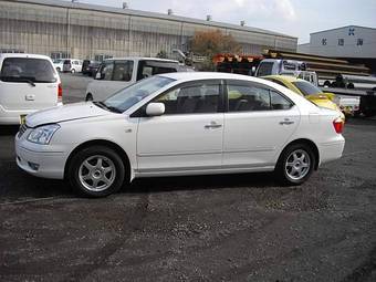 2004 Toyota Premio Photos