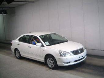 2004 Toyota Premio Pictures
