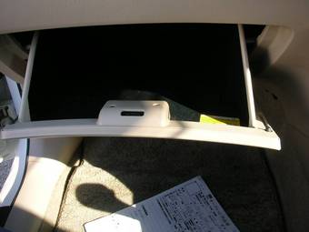 2004 Toyota Premio Images