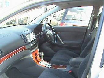 2004 Toyota Premio Pictures