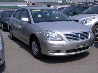 2004 Toyota Premio Photos