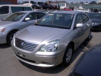 2004 Toyota Premio Pictures