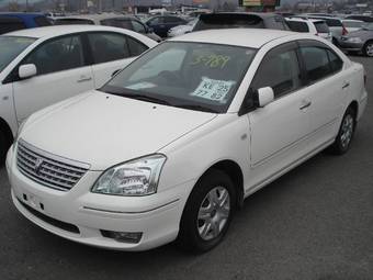 2004 Toyota Premio Pictures