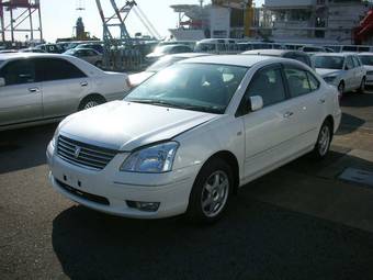 2004 Toyota Premio Pictures