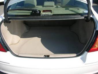 2004 Toyota Premio Images