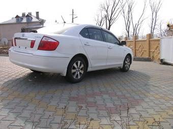 2004 Toyota Premio Photos