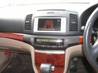 2004 Toyota Premio Pictures