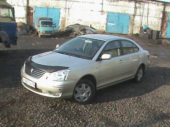 2004 Toyota Premio Pictures