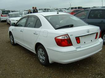 2004 Toyota Premio Pictures