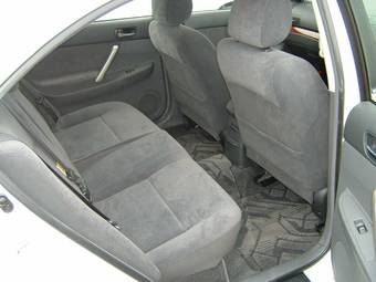 2004 Toyota Premio Photos