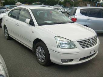 2004 Toyota Premio Photos