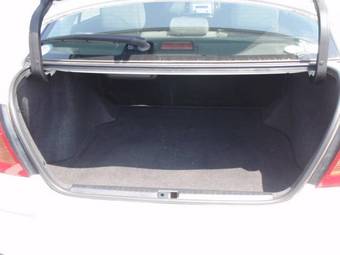 2004 Toyota Premio Pictures