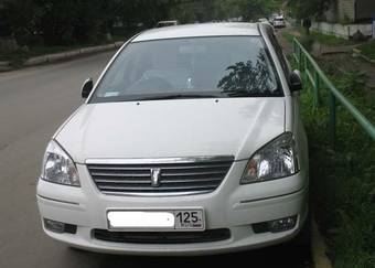 2004 Toyota Premio Photos