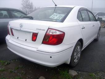 2004 Toyota Premio Pictures