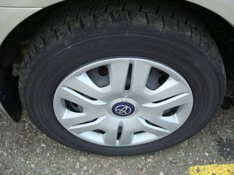 2004 Toyota Premio Photos