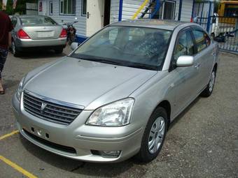 2004 Toyota Premio Pictures