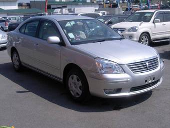 2004 Toyota Premio Pictures