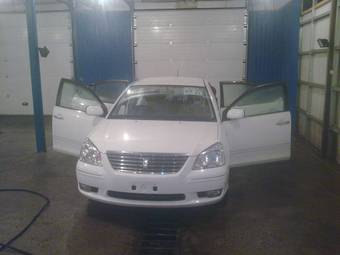 2004 Toyota Premio Photos