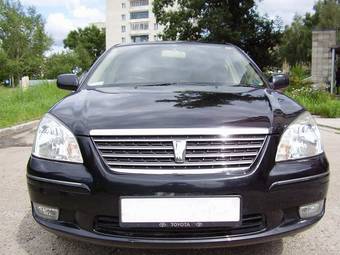 2004 Toyota Premio Pictures
