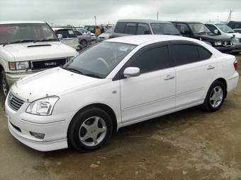 2004 Toyota Premio Pictures