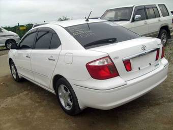 2004 Toyota Premio Pics