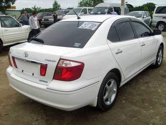 2004 Toyota Premio Pictures