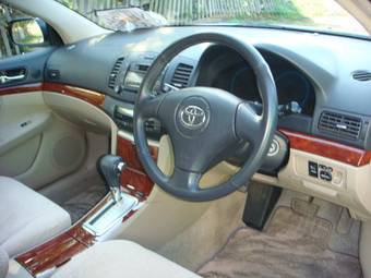 2004 Toyota Premio Wallpapers