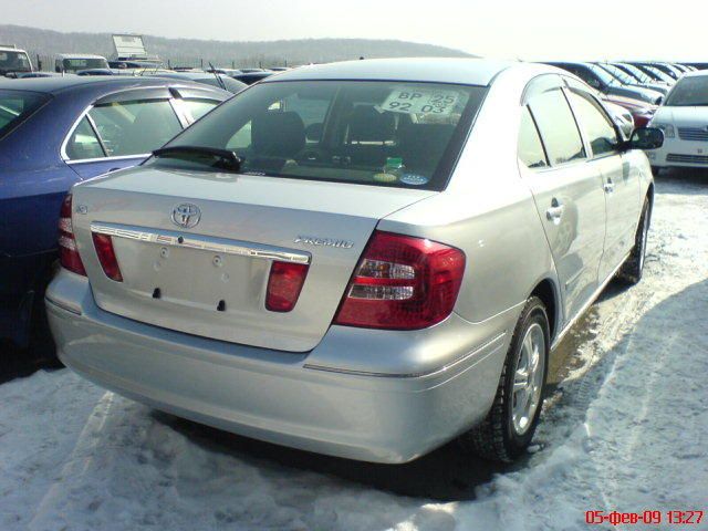 2005 Toyota Premio