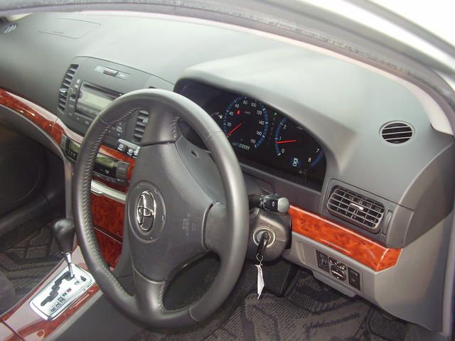 2005 Toyota Premio