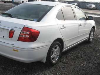 2005 Toyota Premio Photos