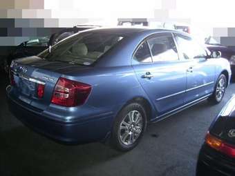 2005 Toyota Premio Photos