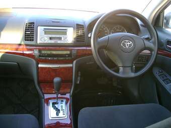 2005 Toyota Premio Photos