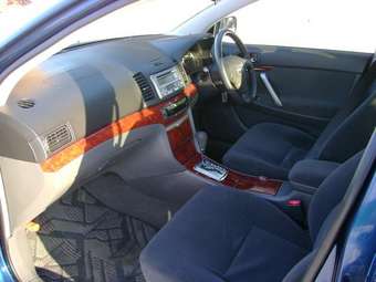 2005 Toyota Premio Pictures