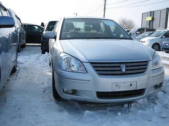 2005 Toyota Premio Photos
