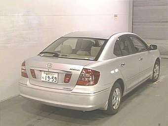 2005 Toyota Premio Images