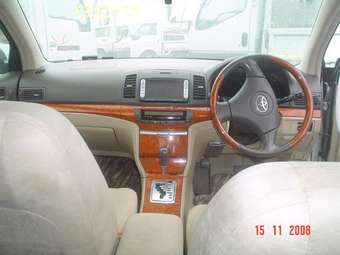 2005 Toyota Premio Photos