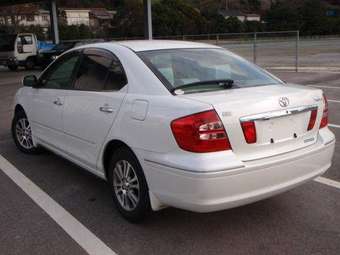 2005 Toyota Premio Photos