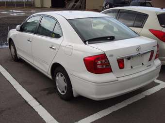 2005 Toyota Premio Pics