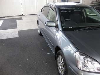 2005 Toyota Premio Photos