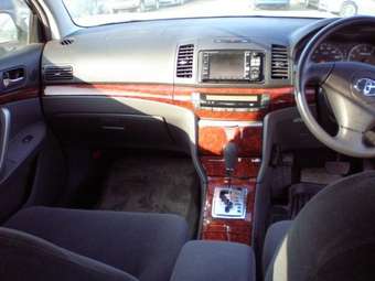 2005 Toyota Premio Pictures